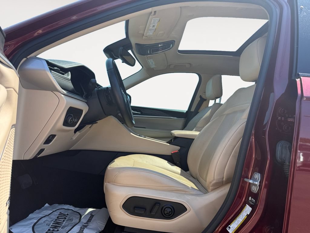 Used 2021 Jeep Grand Cherokee L Limited RWD image 9