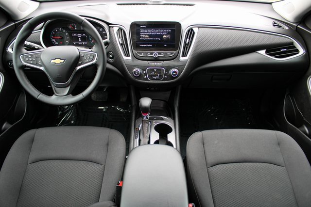 Used 2023 Chevrolet Malibu RS image 16