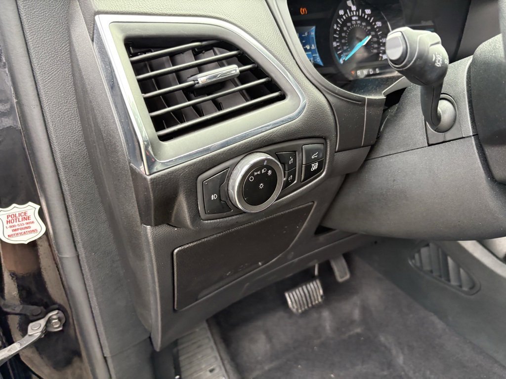 Used 2024 Ford Edge Titanium image 35