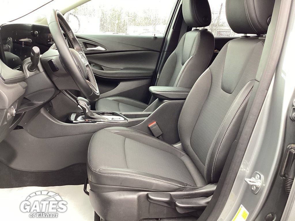 Used 2025 Buick Encore GX Preferred AWD/4WD image 14