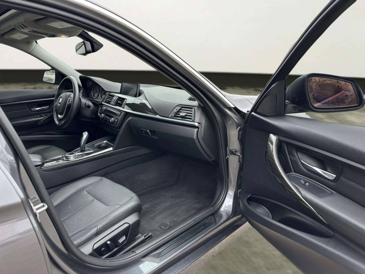 Used 2015 BMW 328i xDrive Sedan AWD/4WD image 20