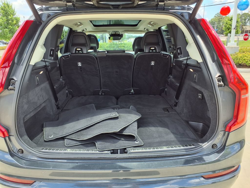 Used 2021 Volvo XC90 T6 Momentum w/ Advanced Package AWD/4WD image 18