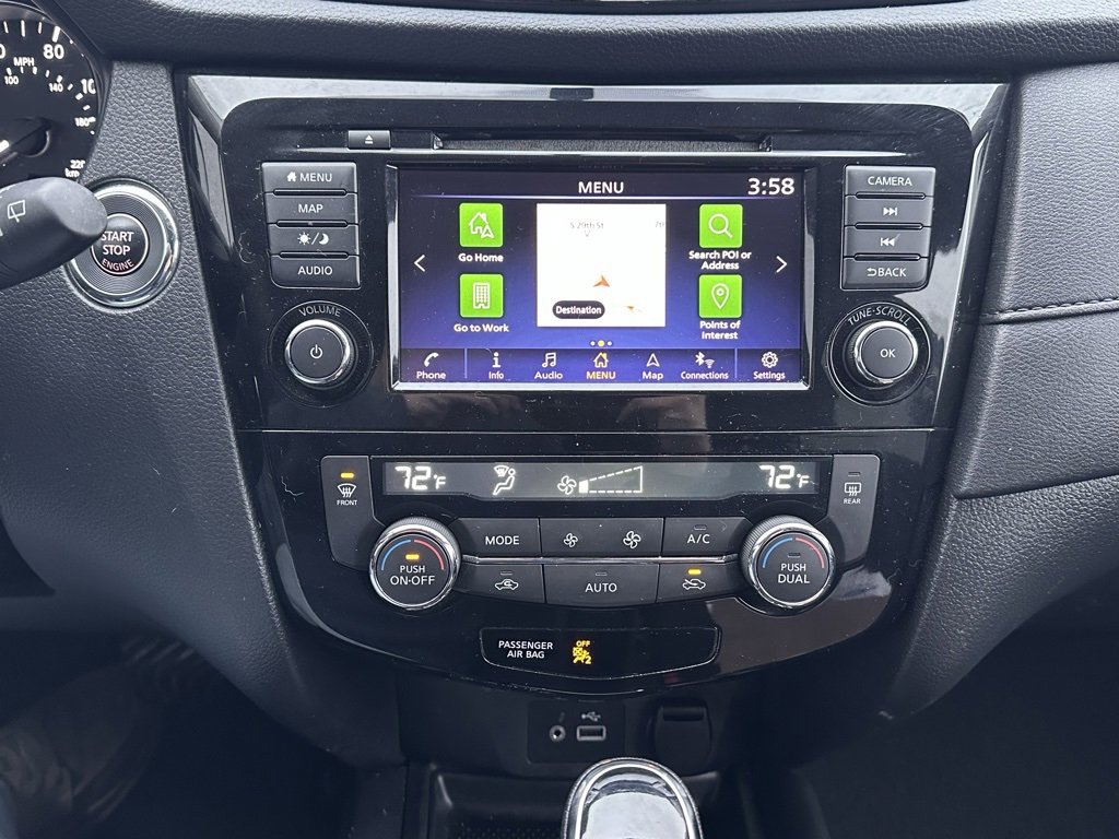 Used 2018 Nissan Rogue SV w/ Premium Package image 29