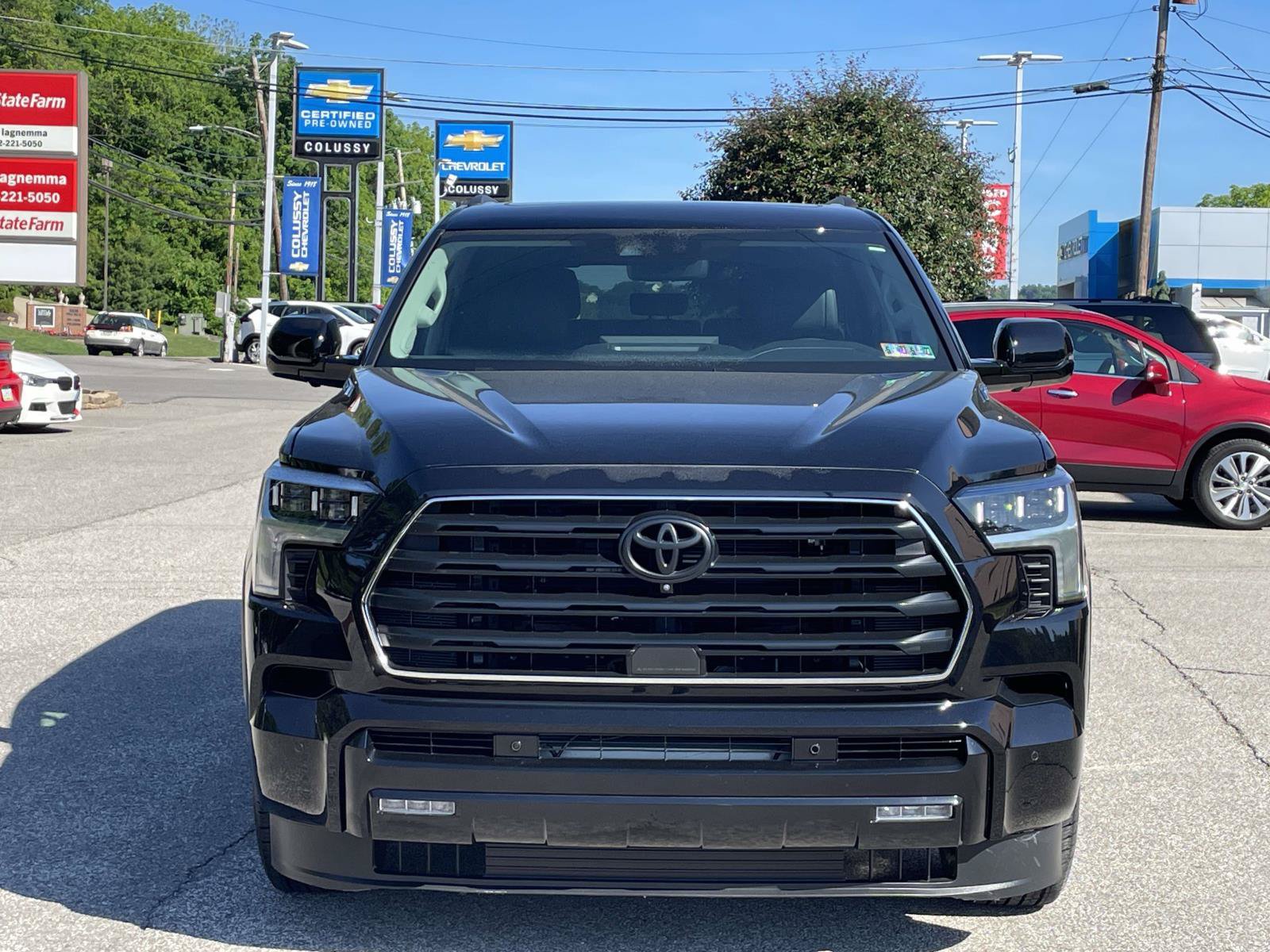 Used 2024 Toyota Sequoia Limited w/ Nightshade Package AWD/4WD image 8