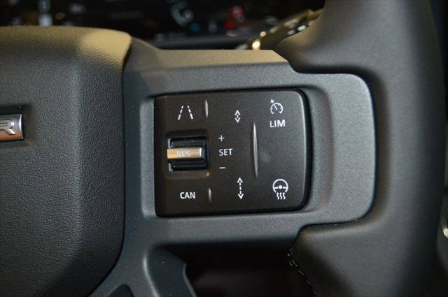 New 2026 Land Rover Defender 110 X-Dynamic SE AWD/4WD image 22
