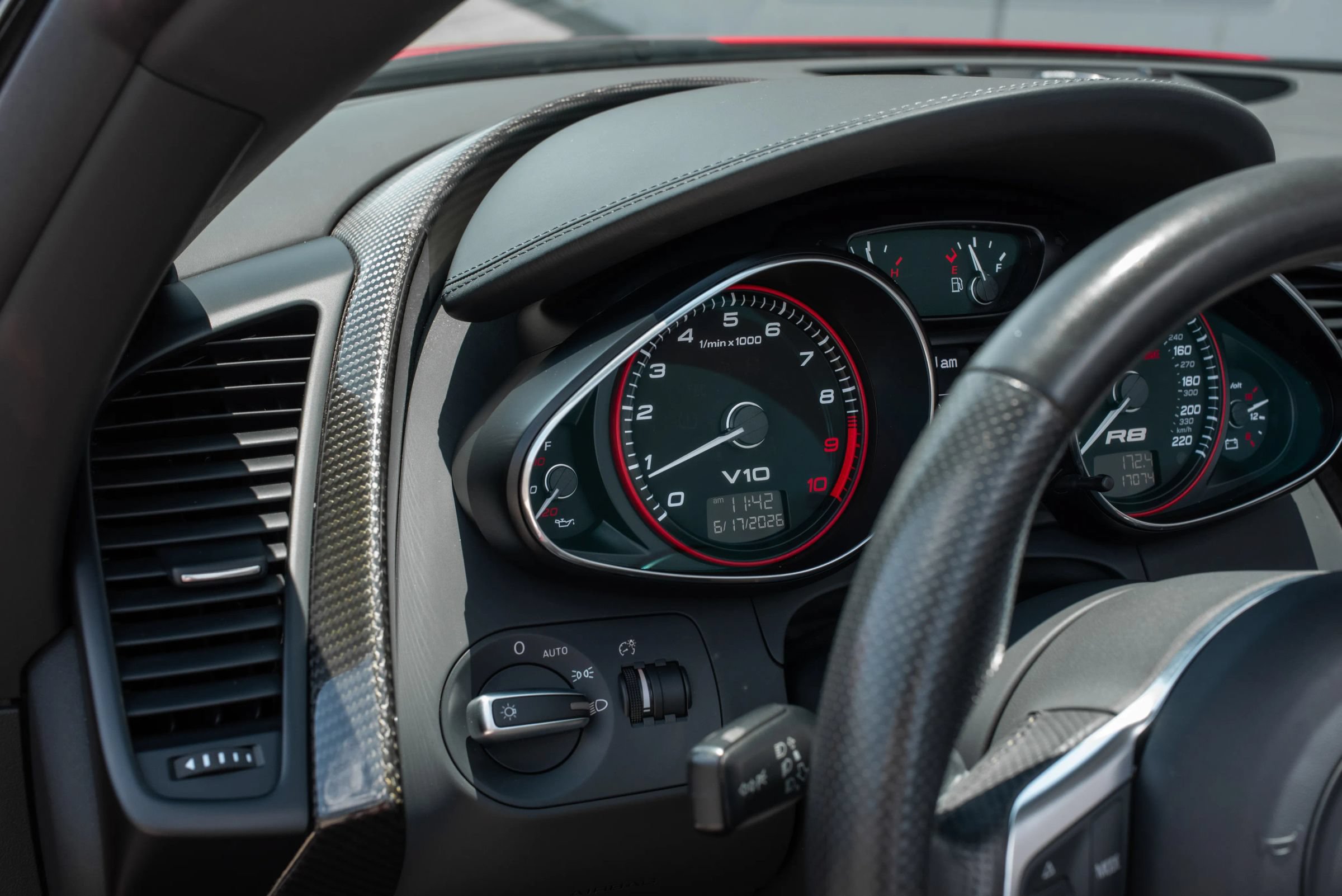 Used 2011 Audi R8 V10 AWD/4WD image 18