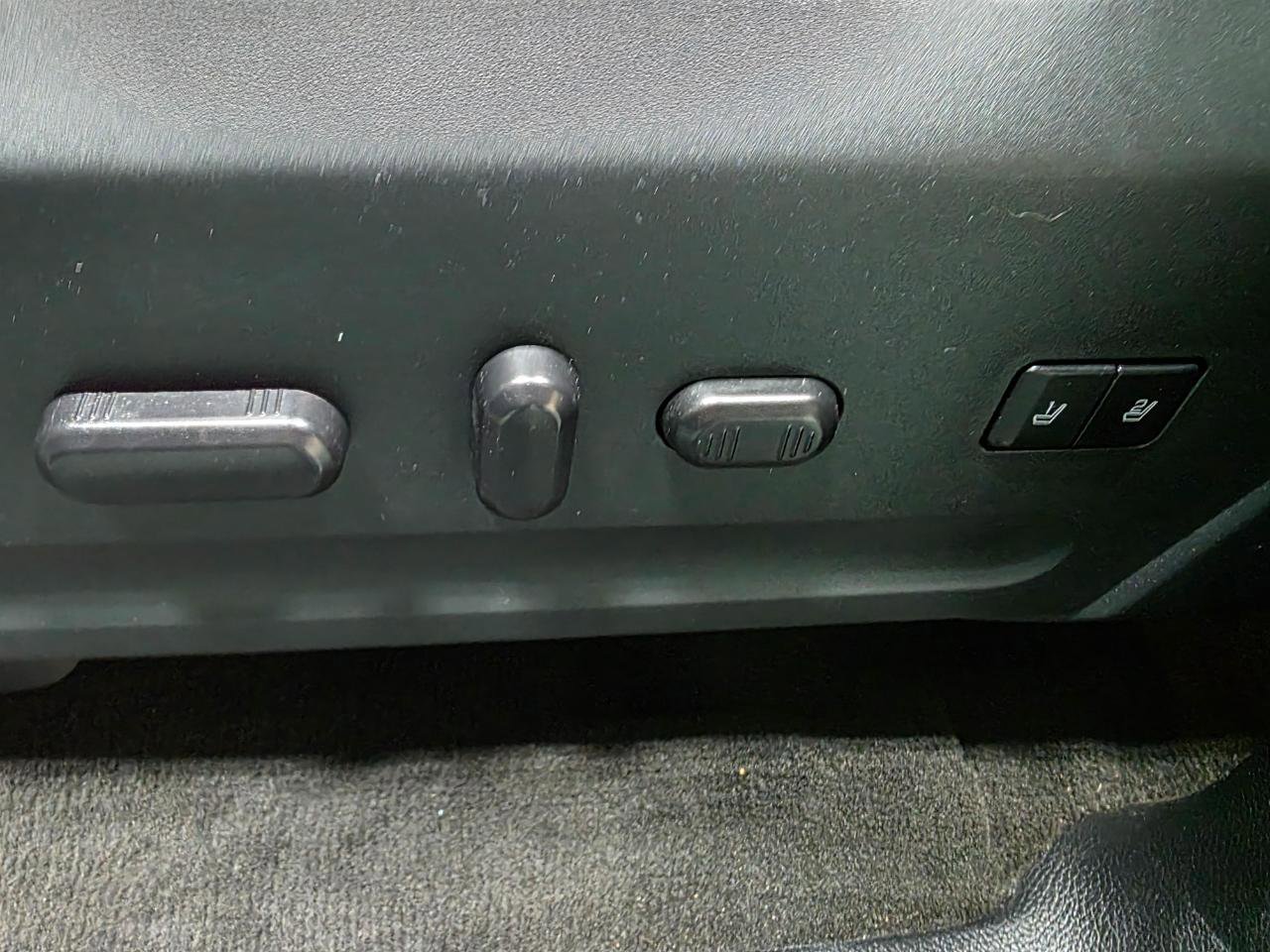 Used 2017 Ford Expedition EL Limited image 9