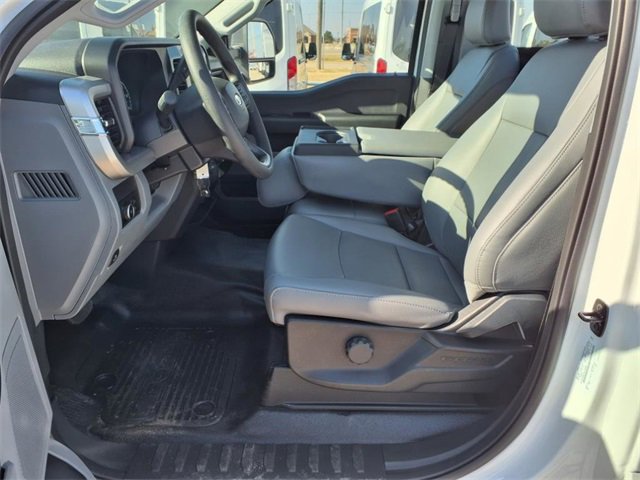 New 2024 Ford F550 XL image 21