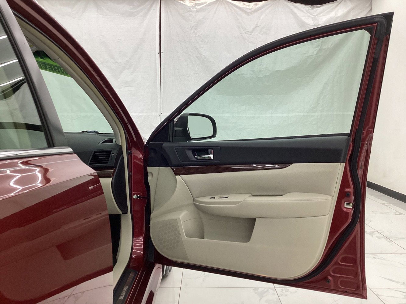 Used 2013 Subaru Legacy 3.6R Limited image 19