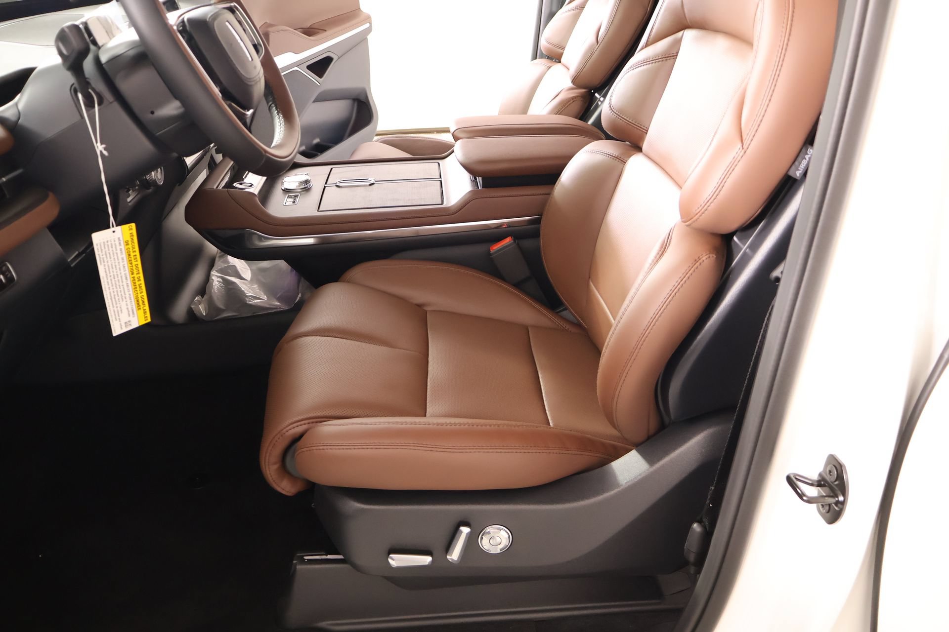 New 2027 Lincoln Navigator L Reserve AWD/4WD image 12