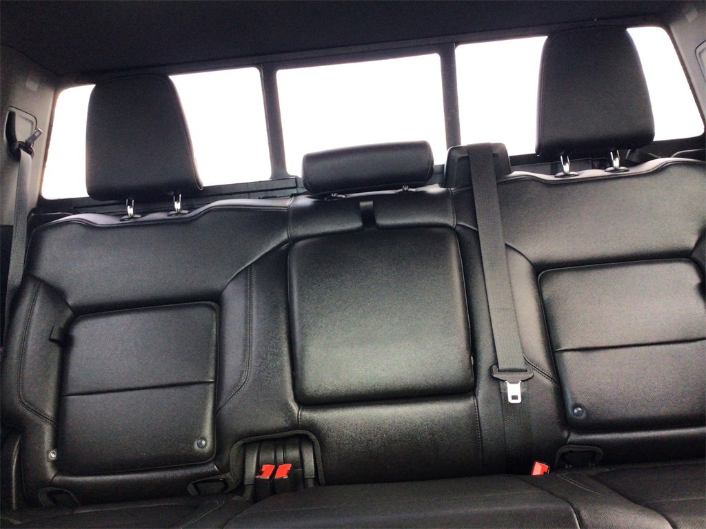 Used 2020 GMC Sierra 1500 SLT w/ SLT Premium Package image 15