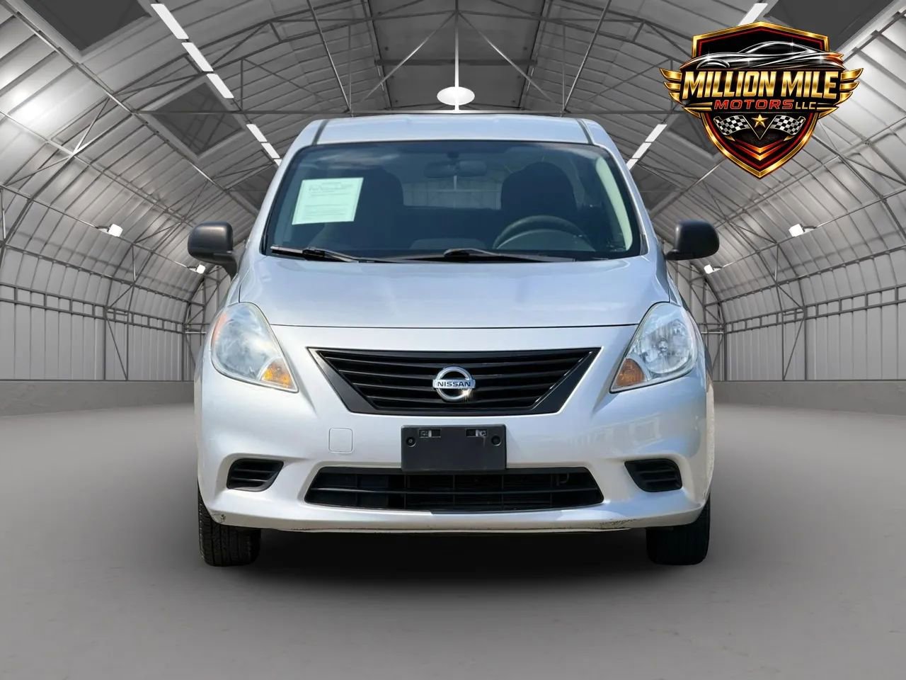 Used 2014 Nissan Versa S Plus FWD image 5