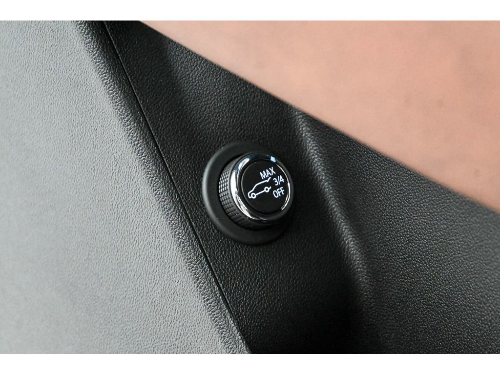 New 2026 Cadillac XT5 Sportv w/ LPO, Onyx Lite Package image 19