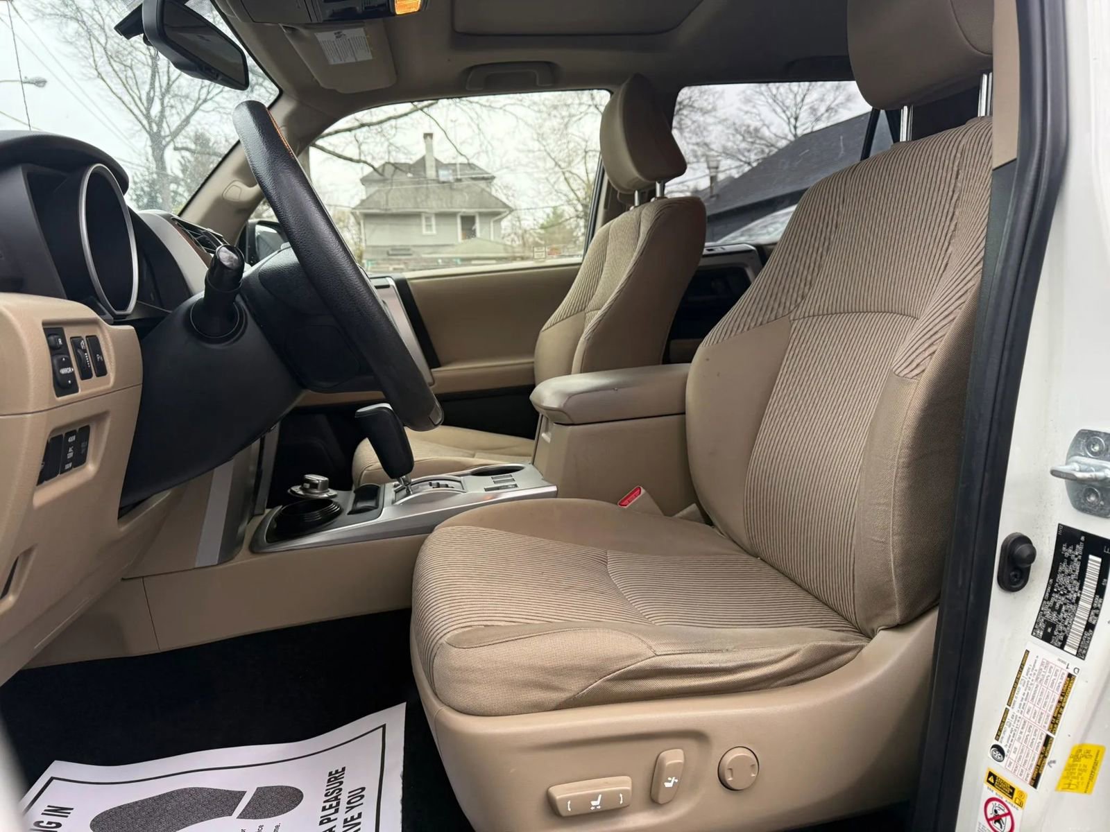 Used 2013 Toyota 4Runner SR5 w/ Convenience Pkg image 8