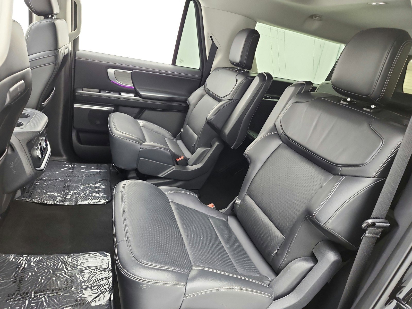 Used 2025 Ford Expedition Max Platinum AWD/4WD image 16