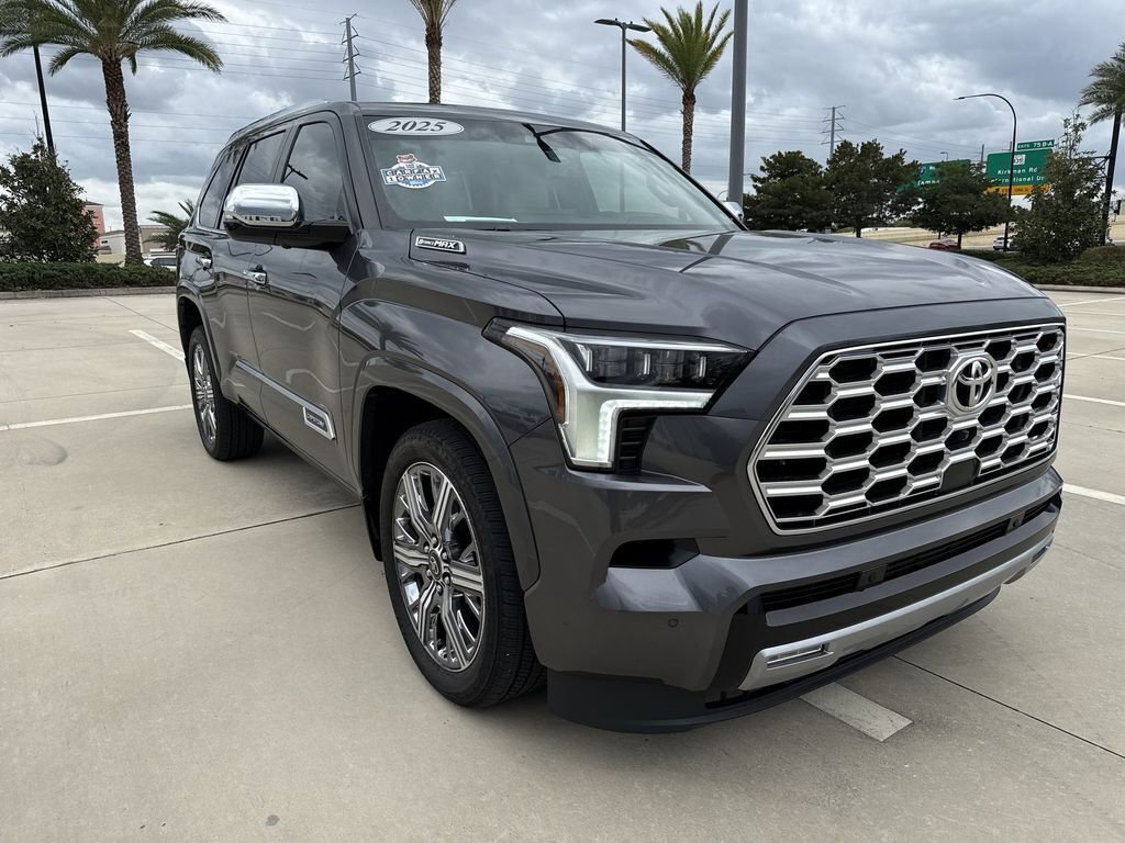 Used 2025 Toyota Sequoia Capstone image 12