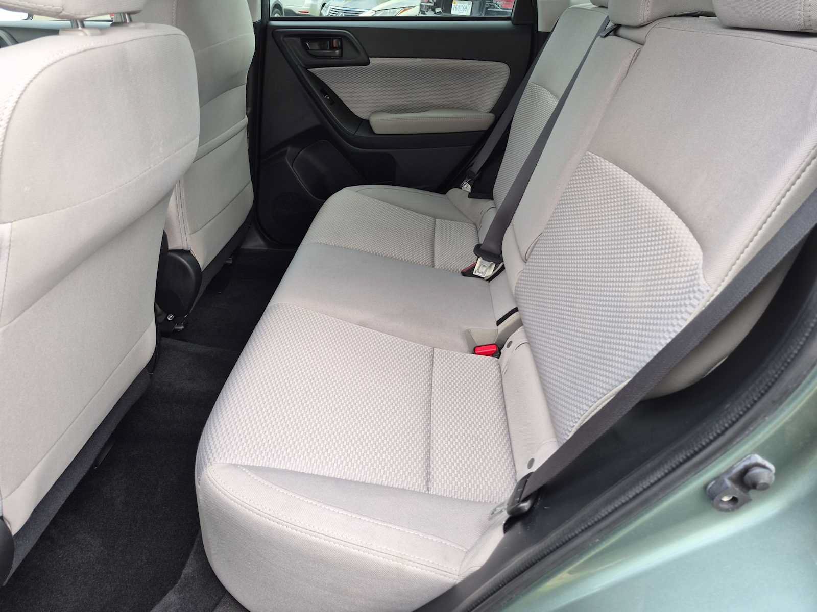 Used 2018 Subaru Forester 2.5i Premium w/ All-Weather Package AWD/4WD image 20