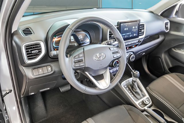 New 2026 Hyundai Venue SEL FWD image 11