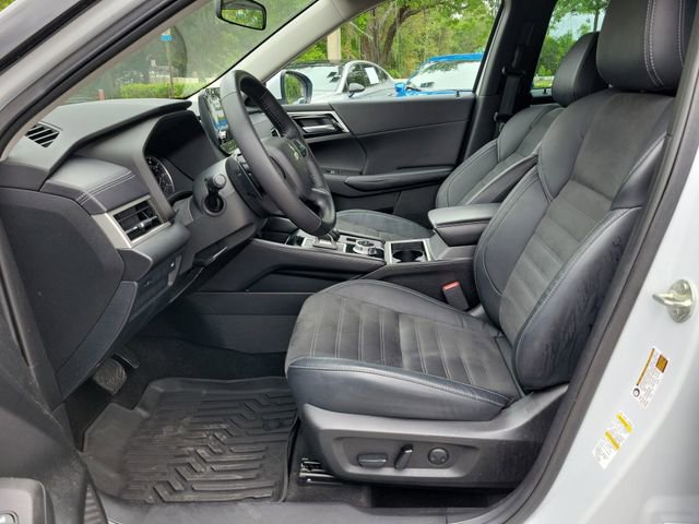 Used 2023 Mitsubishi Outlander SE FWD image 18
