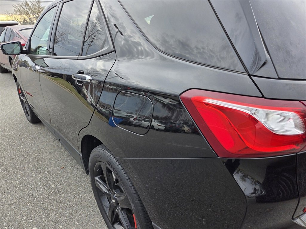 Used 2020 Chevrolet Equinox Premier w/ Premier Redline Edition image 6