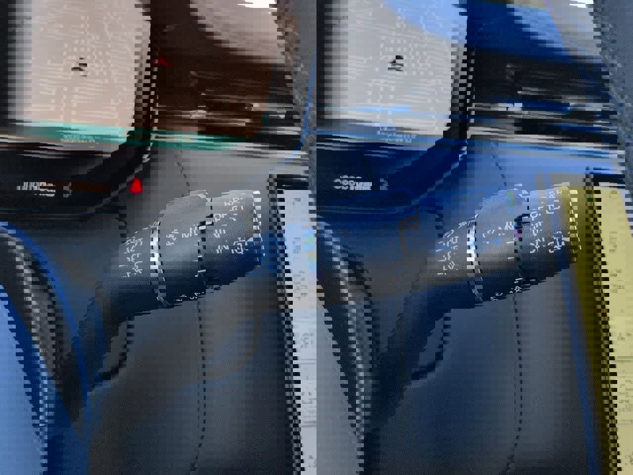 New 2026 Land Rover Range Rover Long Wheelbase SE image 28