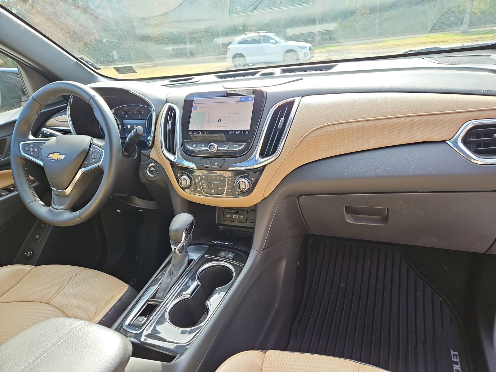 Used 2023 Chevrolet Equinox Premier image 16