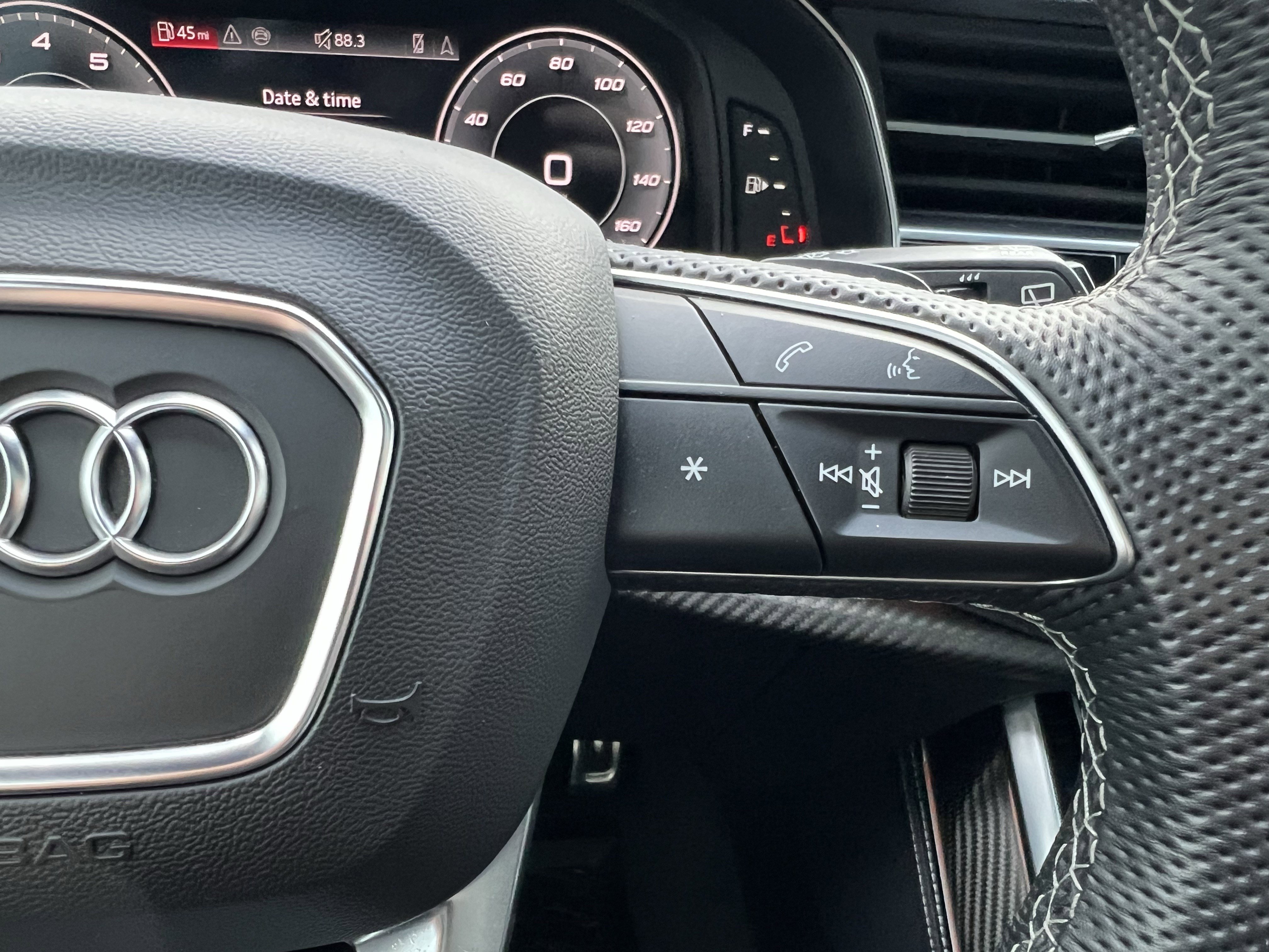 Used 2024 Audi SQ8 Premium Plus image 20