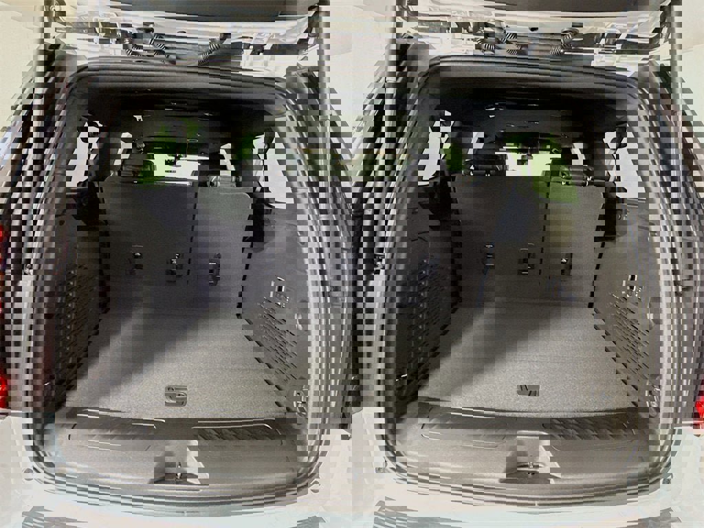 New 2026 GMC Yukon XL Elevation w/ LPO, Elevation Black Package image 21