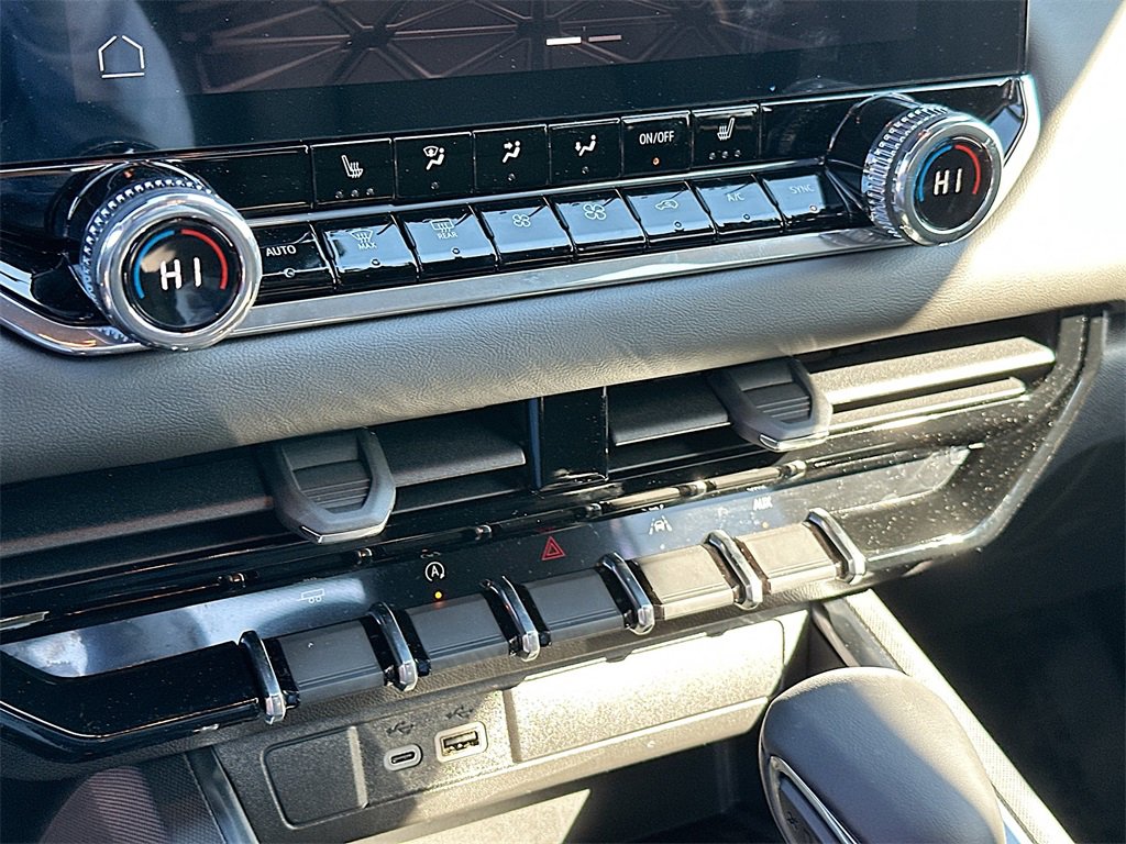 New 2026 GMC Canyon Elevation w/ Convenience Package image 14