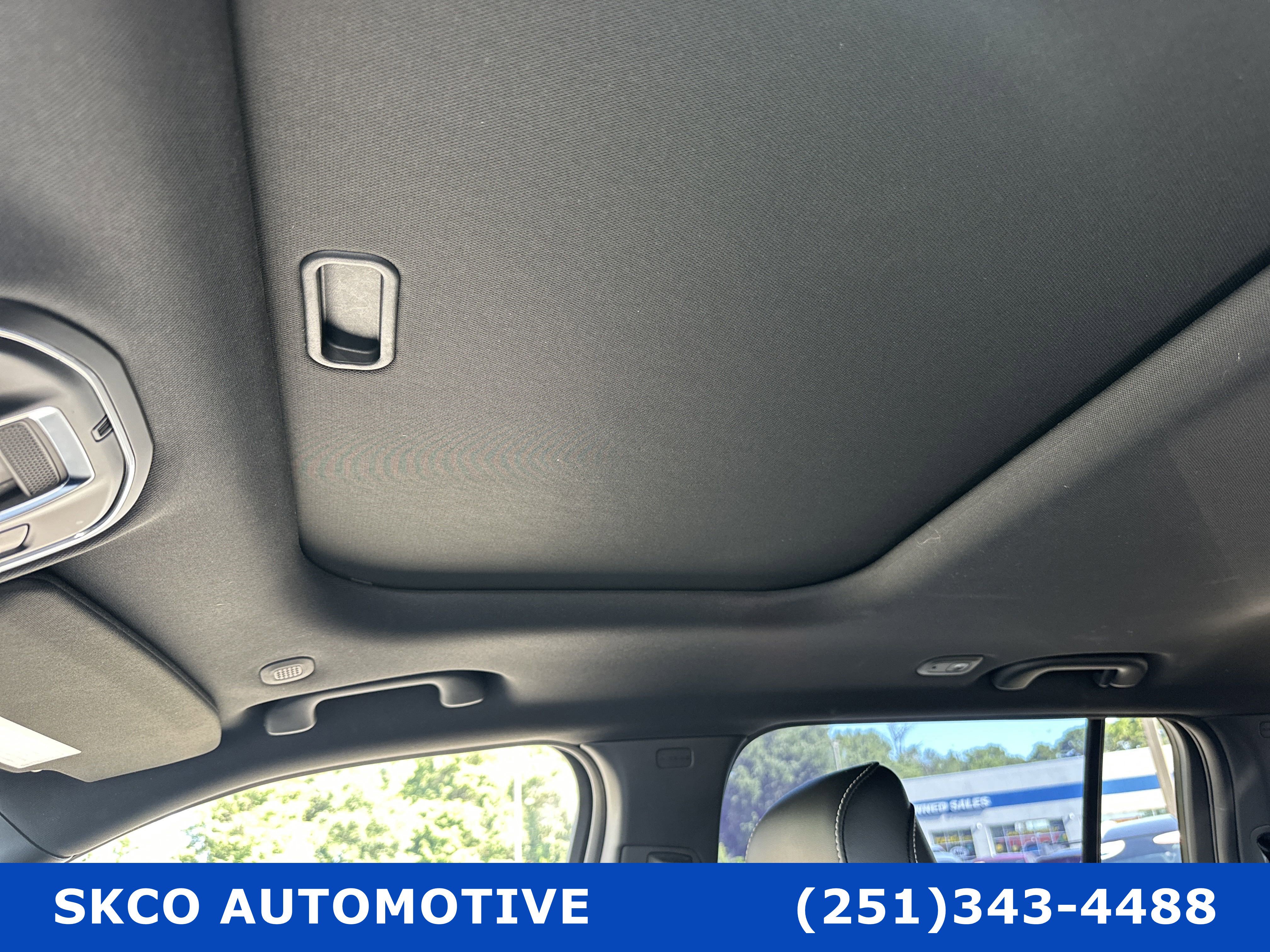 Used 2024 Jeep Grand Cherokee Altitude image 26