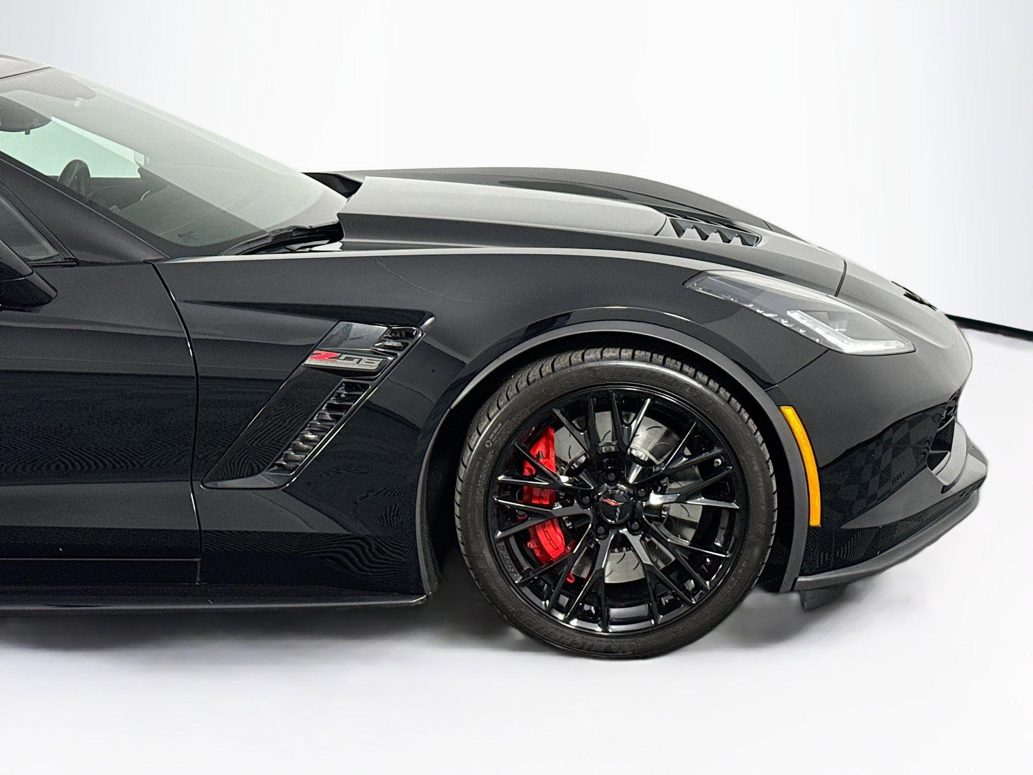 Used 2019 Chevrolet Corvette Z06 RWD image 39