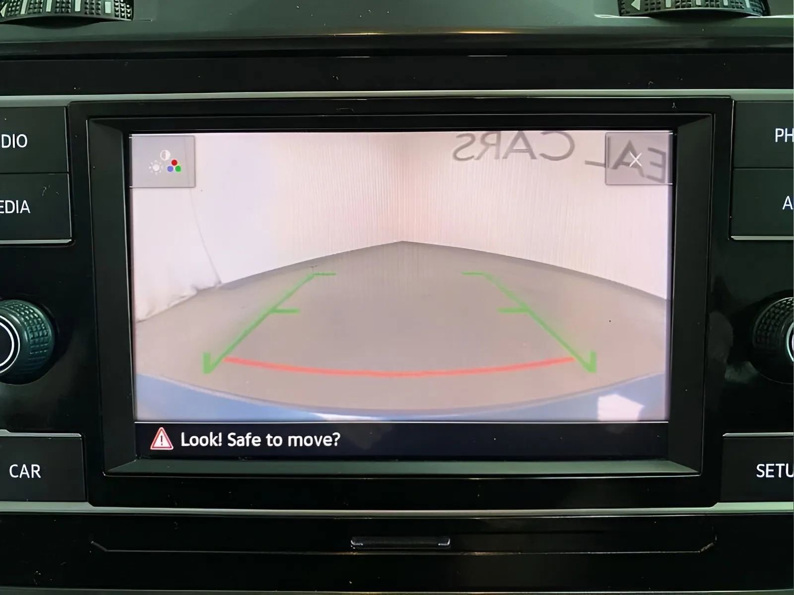 Used 2019 Volkswagen Golf SE FWD image 24