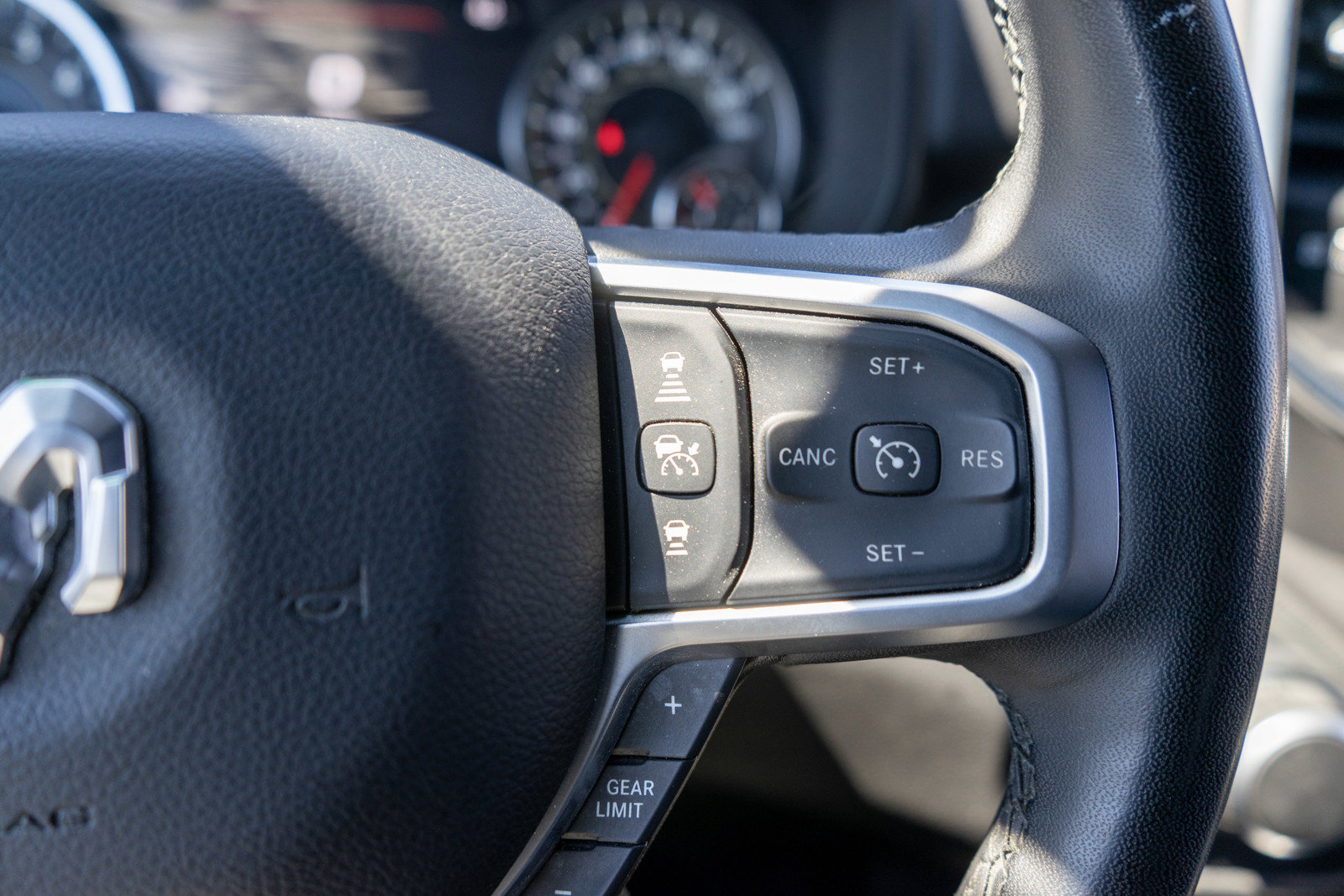 Used 2025 RAM 1500 Big Horn AWD/4WD image 25