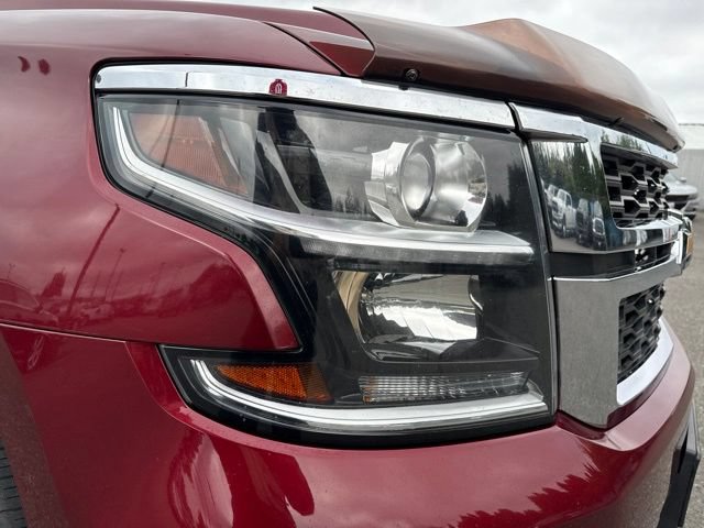 Used 2016 Chevrolet Suburban LT w/ Luxury Package AWD/4WD image 9