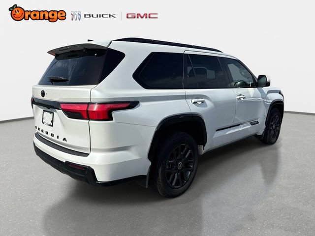 Used 2024 Toyota Sequoia Platinum AWD/4WD image 3