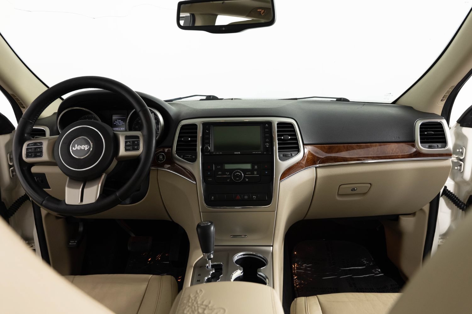 Used 2011 Jeep Grand Cherokee Limited AWD/4WD image 34