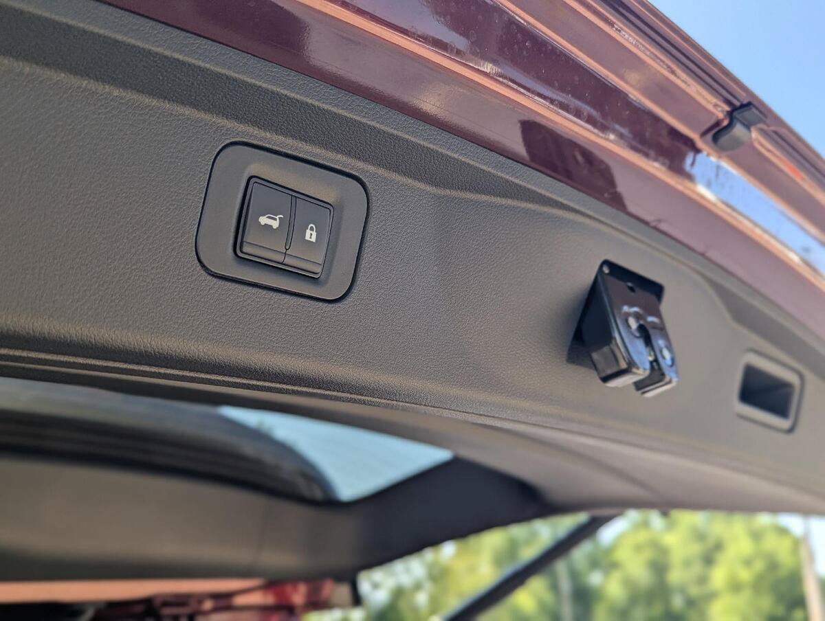 New 2026 Nissan Armada SL w/ Captain's Chari Seat Package AWD/4WD image 36