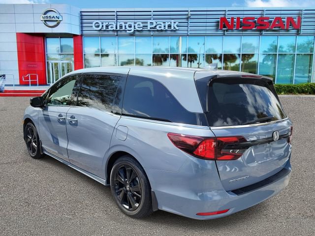 Used 2023 Honda Odyssey Sport image 3
