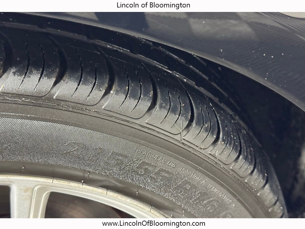 Used 2018 Ford Focus SE w/ Cold Weather Package image 12