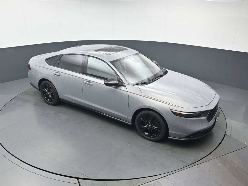Used 2025 Honda Accord SE image 41