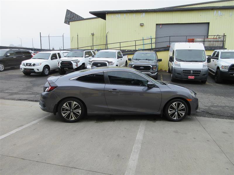 Used 2017 Honda Civic EX-T image 7