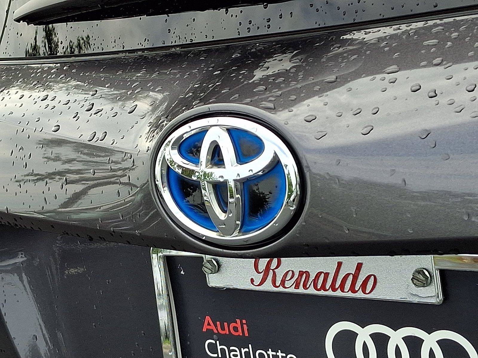 Used 2018 Toyota RAV4 Limited AWD/4WD image 31