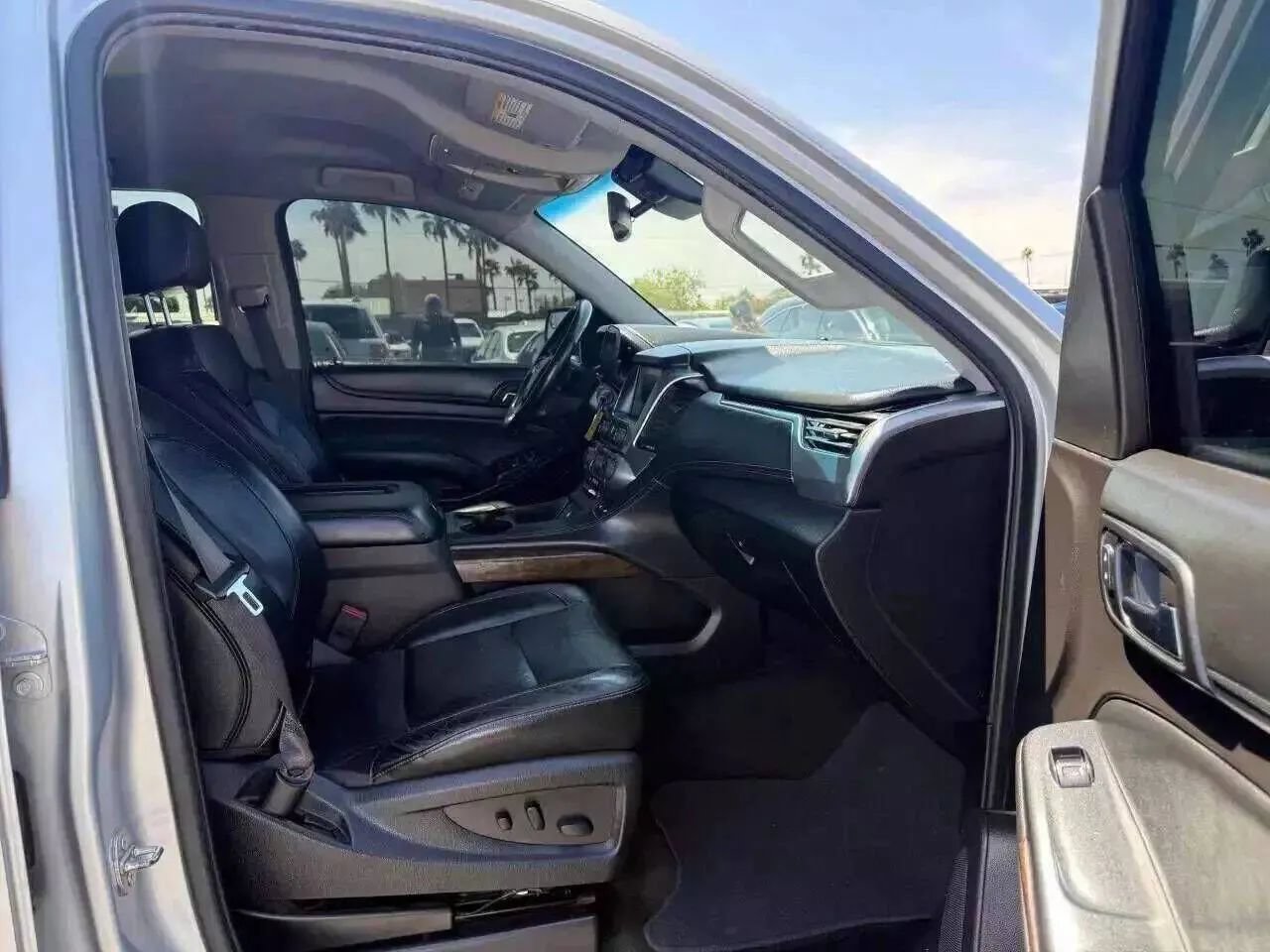 Used 2017 Chevrolet Tahoe LT RWD image 16