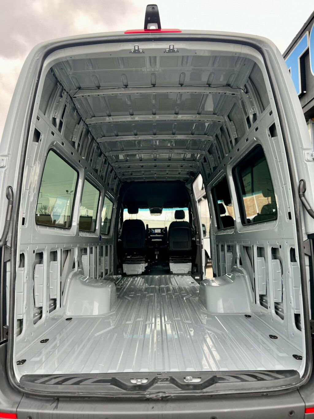 Used 2026 Mercedes-Benz Sprinter 3500 image 9