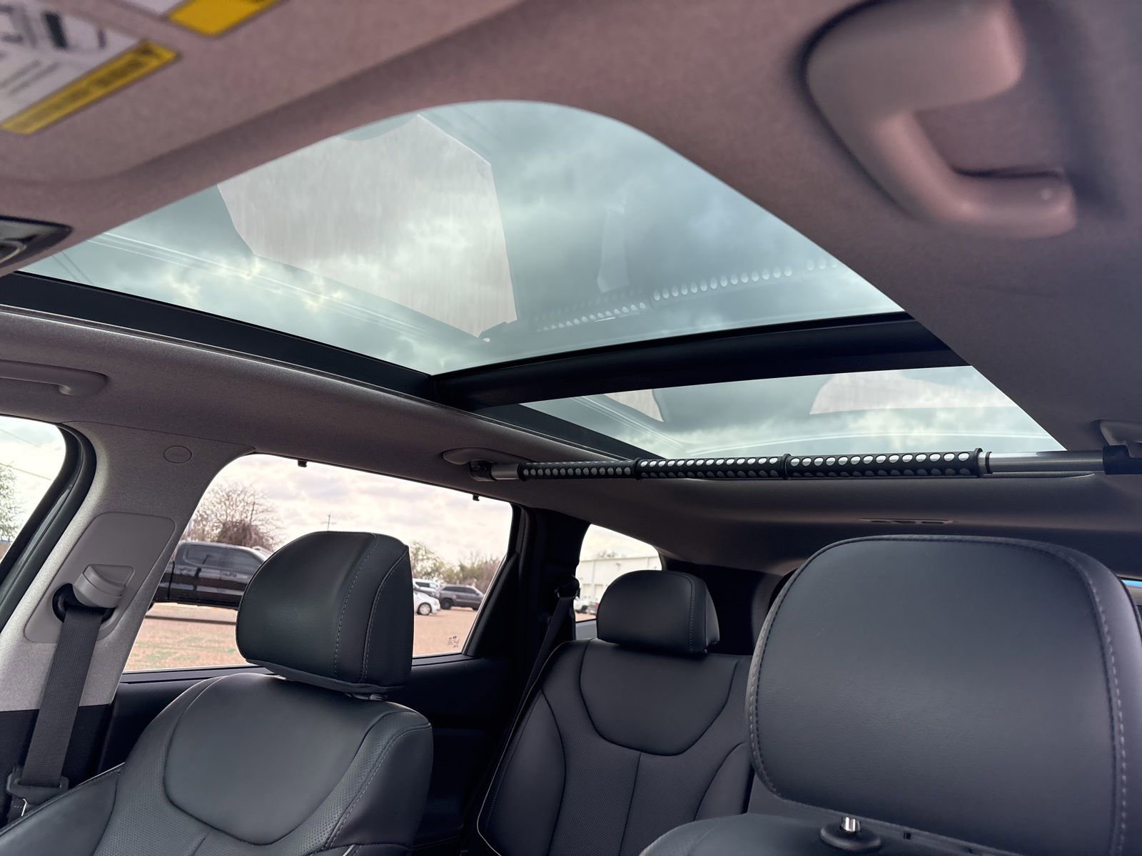 Used 2022 Hyundai Santa Fe Limited image 13