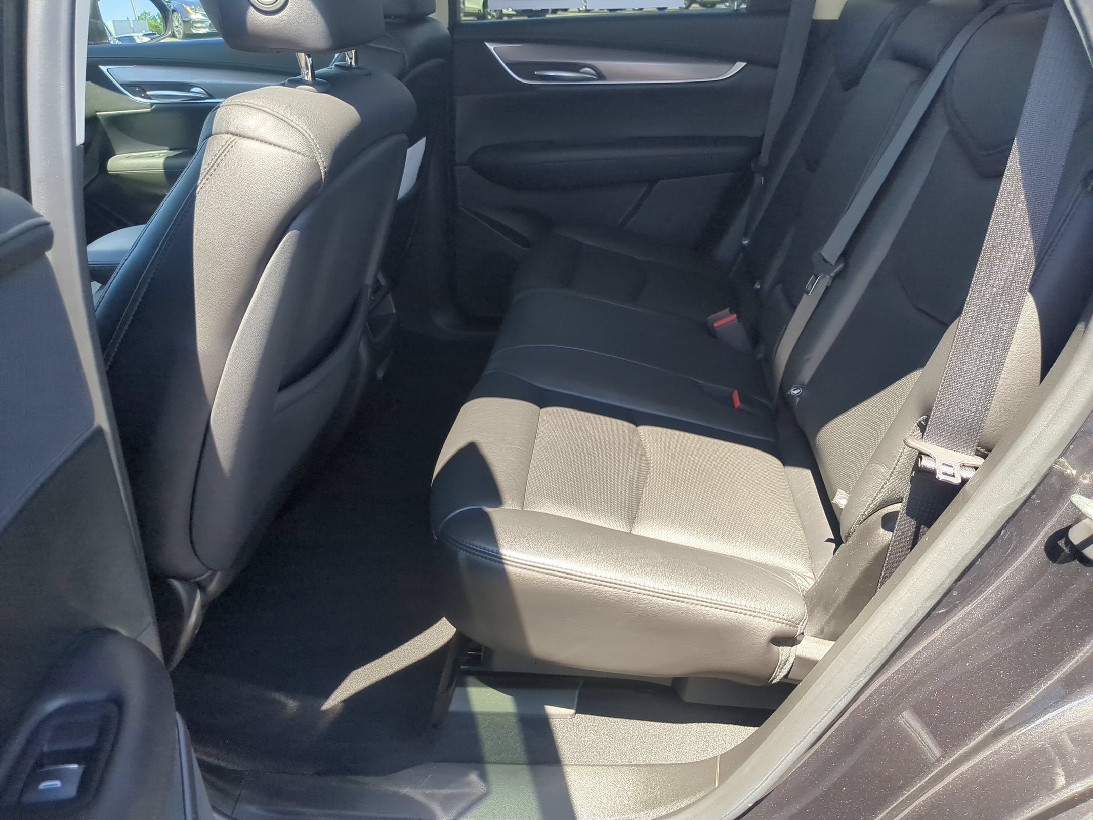 Certified 2018 Cadillac XT5 Luxury AWD/4WD image 23