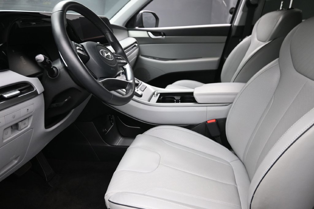 Used 2025 Hyundai Palisade SEL AWD/4WD image 17