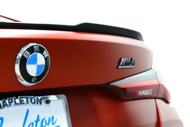 Used 2021 BMW M4 Competition w/ M Carbon Exterior Package RWD image 14