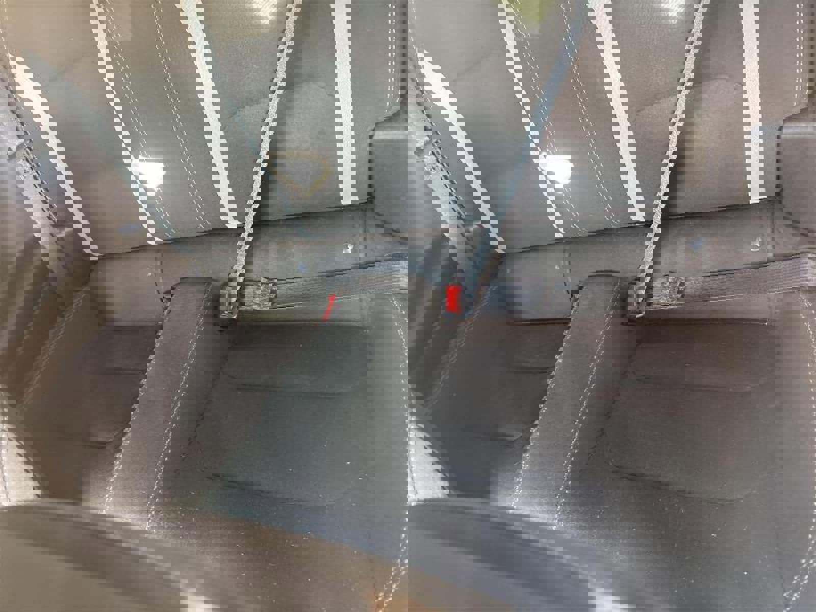 Used 2022 Chevrolet Camaro LT w/ Technology Package image 7