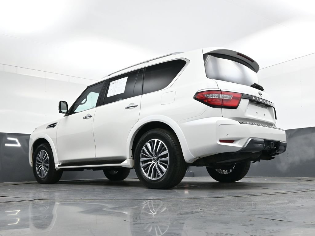 Used 2024 Nissan Armada SL w/ Captain's Chairs Package image 40